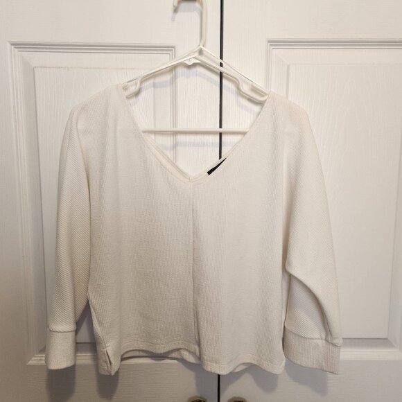 Dynamite White V-Neck Blouse - Picture 2 of 4